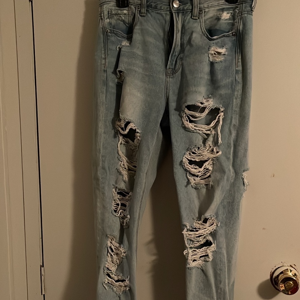 Ripped mom jeans